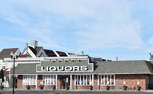 Buy Illadelph Organic Vodka at Landmark Liquors – Glassboro, NJ
