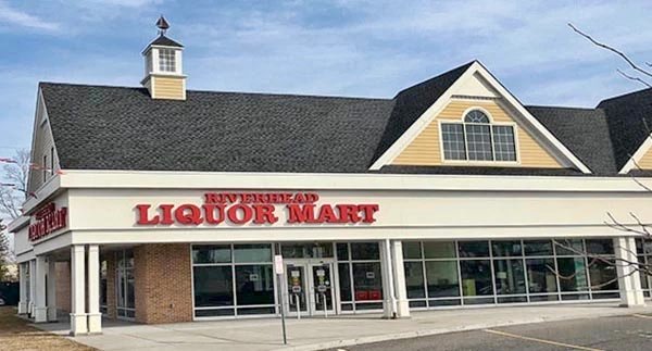 Buy Illadelph Organic Vodka at Riverhead Liquor Mart – Riverhead, NY